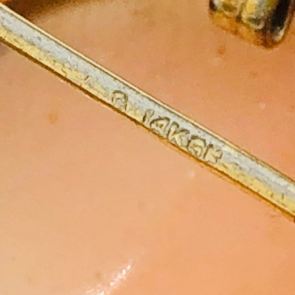 Antique Vintage Left Facing Cameo Pendant & Pearl Earrings - Picture 2 of 12